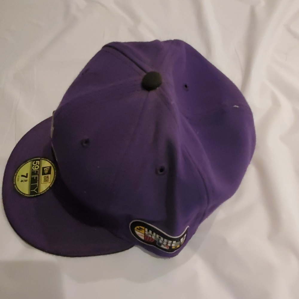 Authentic collection cap - Picture 2 of 4